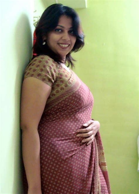 mallu aunty nude photos|52 Mallu Aunties Nude Images Of Big Ass, Boobs, & Pussy